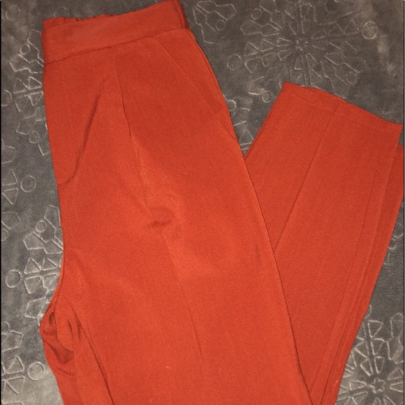 F21 Tailored cropped pants - Picture 1 of 3